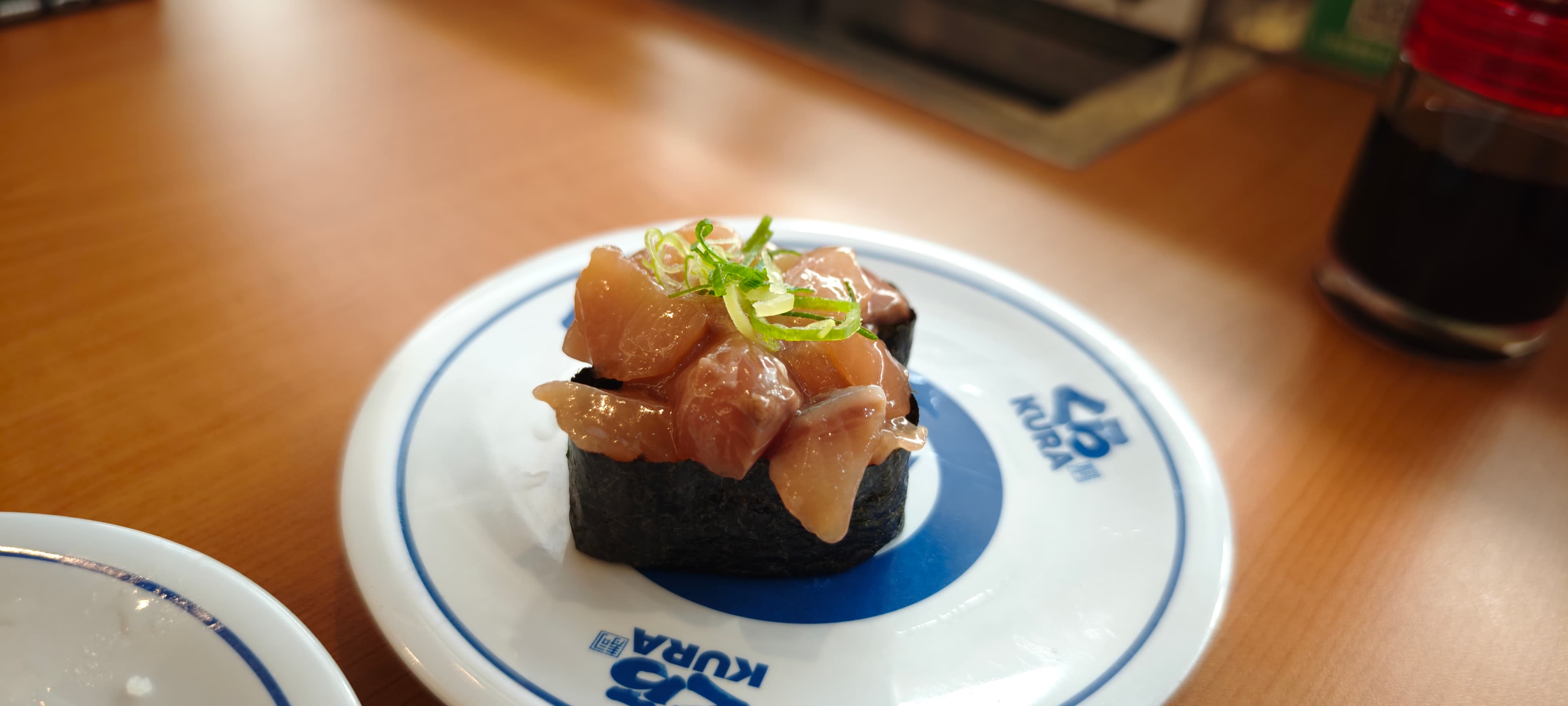 くら寿司の裏メニュー "特盛 海鮮軍艦" はどんな味！？実際に食べてきました！